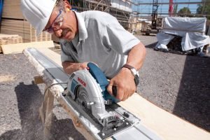 Rail de guidage de 1600 mm FSN 1600 – Bosch Professionnel | 1600Z0000F Autre outillage BOSCH Rail de guidage de 1600 mm FSN 1600 – Bosch Professionnel | 1600Z0000F - ABMAROC | Vente de matériel de bricolage, jardinage, électroportatif en ligne - maroc Bricolage Rail de guidage de 1600 mm FSN 1600 - Bosch Professionnel | 1600Z0000F