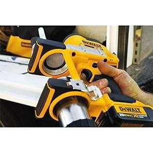 Dewalt DCGG571M1 Kit pistolet à graisse au lithium ion 20 V