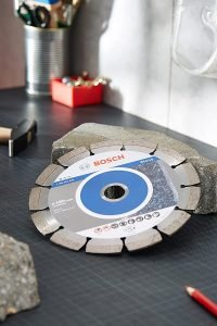 DISQUE DIAMANT Std for Stone – 180 x 22,23 2608602600 Bosch BOSCH DISQUE DIAMANT Std for Stone – 180 x 22,23 2608602600 - ABMAROC | Vente de matériel de bricolage, jardinage, électroportatif en ligne - maroc Bricolage DISQUE DIAMANT Std for Stone - 180 x 22,23 2608602600