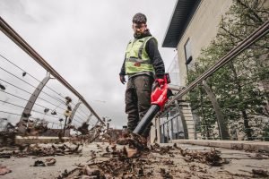 SOUFFLEUR M18FBL-0 MILWAUKEE (SANS BATTERIES) Milwaukee SOUFFLEUR M18FBL-0 MILWAUKEE (SANS BATTERIES) - ABMAROC | Vente de matériel de bricolage, jardinage, électroportatif en ligne - maroc Bricolage SOUFFLEUR M18FBL-0 MILWAUKEE (SANS BATTERIES)