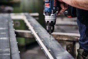 foret à métaux HSS PointTeQ 15.0mm (courts à queue décolletée) 2608577308 Bosch BOSCH foret à métaux HSS PointTeQ 15.0mm (courts à queue décolletée) 2608577308 - ABMAROC | Vente de matériel de bricolage, jardinage, électroportatif en ligne - maroc Bricolage foret à métaux HSS PointTeQ 15.0mm (courts à queue décolletée) 2608577308