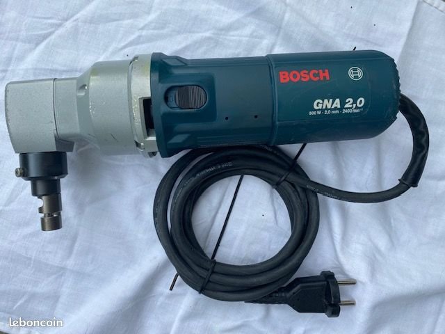 Grignoteuse BOSCH GNA 2,0 - Bricolage